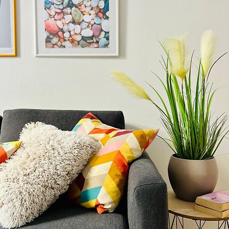 Local Heart At Main Square And Zrinjevac Park! Apartment Zagreb Luaran gambar