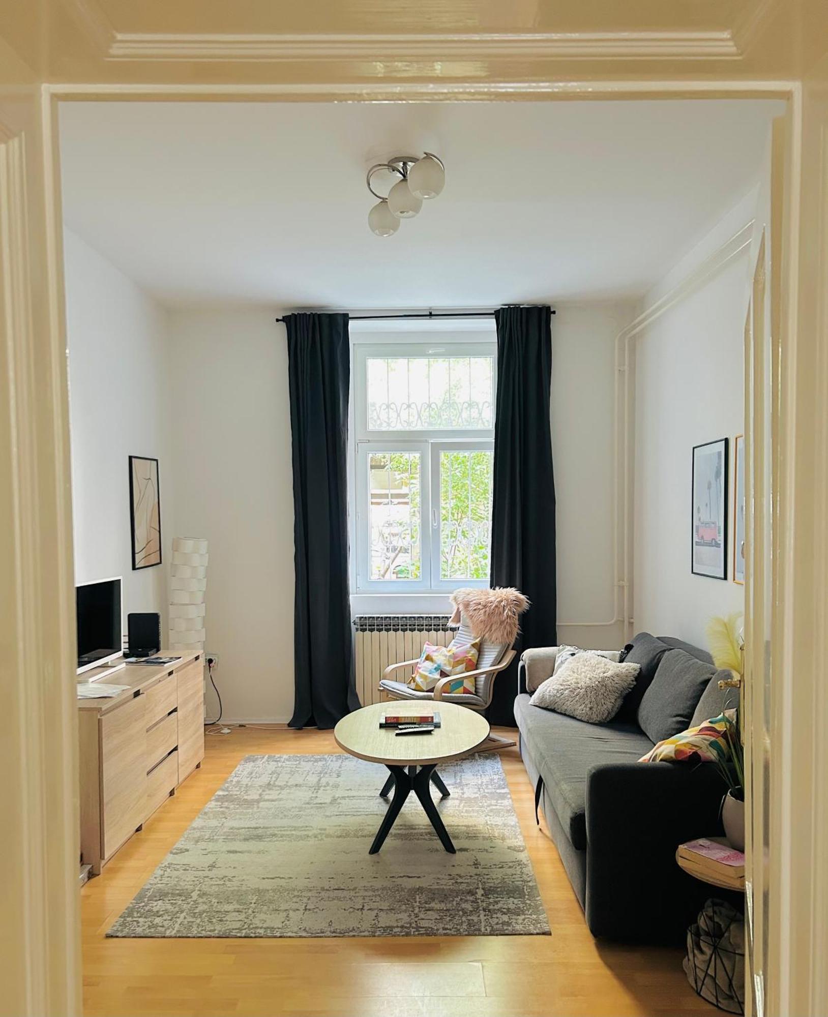 Local Heart At Main Square And Zrinjevac Park! Apartment Zagreb Luaran gambar