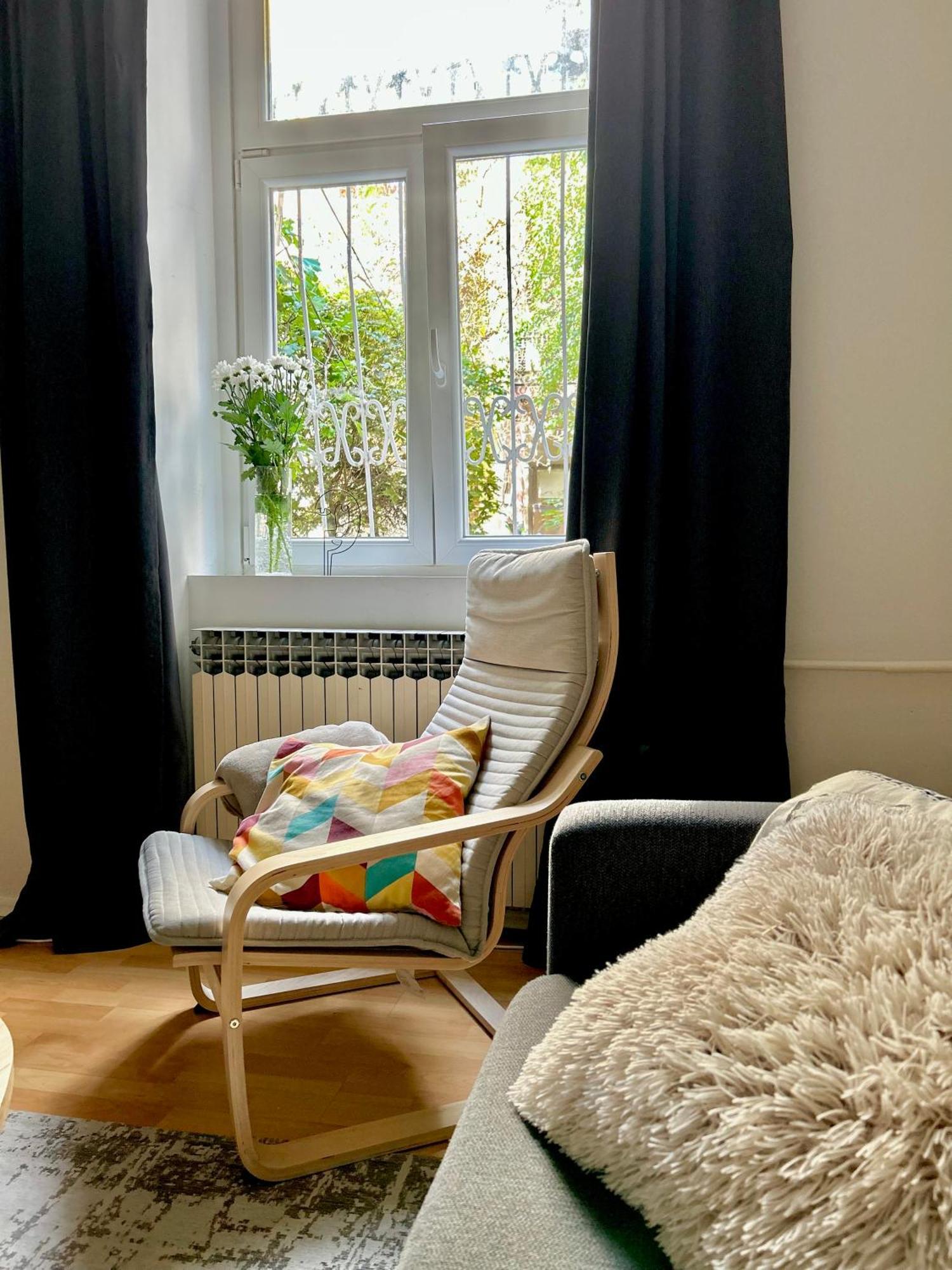 Local Heart At Main Square And Zrinjevac Park! Apartment Zagreb Luaran gambar
